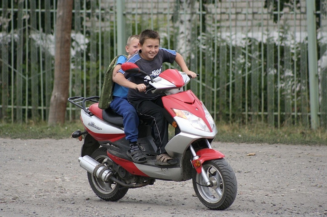 Госавтоинспекция города Ртищево напоминает родителям о необходимости проведения с детьми разъяснительных бесед по соблюдению Правил дорожного движения.