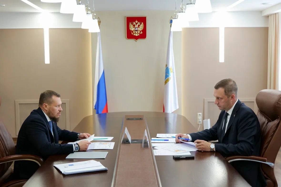 Губернатор Роман Бусаргин 24 июня провёл встречу с генеральным директором ПАО «Т Плюс» Павлом Сниккарсом. Обсуждалась деятельность компании на территории Саратовской области.