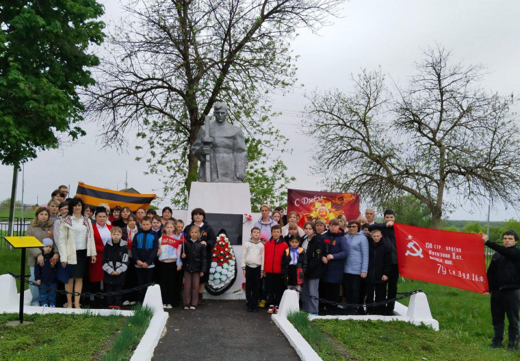 В с. Красная Звезда состоялся митинг в преддверии 80-й годовщины Победы в Великой Отечественной войне. В с. Красная Звезда состоялся митинг в преддверии 80-й годовщины Победы в Великой Отечественной войне.