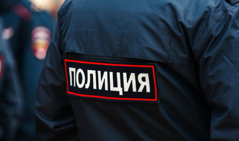 Только за один день в России попытались поджечь 20 военкоматов. Только за один день в России попытались поджечь 20 военкоматов.