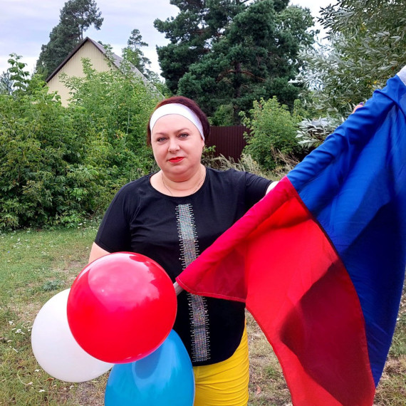 Жителей хутора Ободной поздравили с Днем Российского флага.